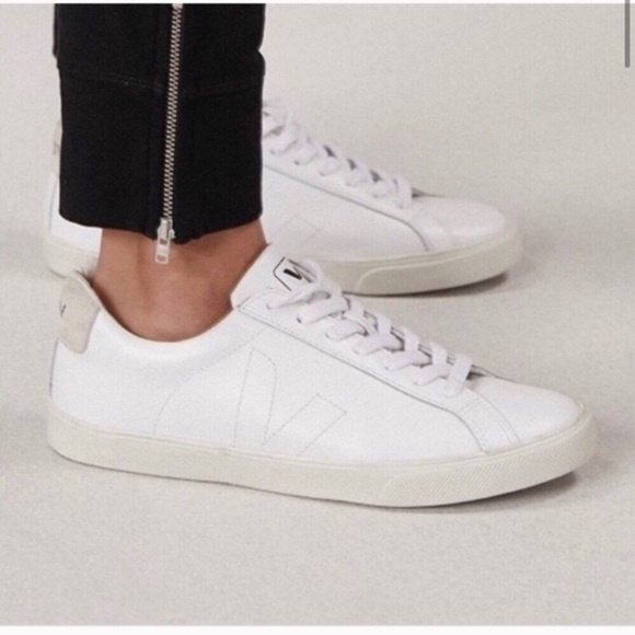 veja esplar low sneakers